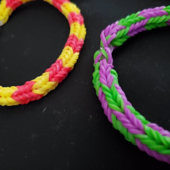Handmade Yellow and Green Rainbow Loom Bracelet Set/New - Picture 4 of 6